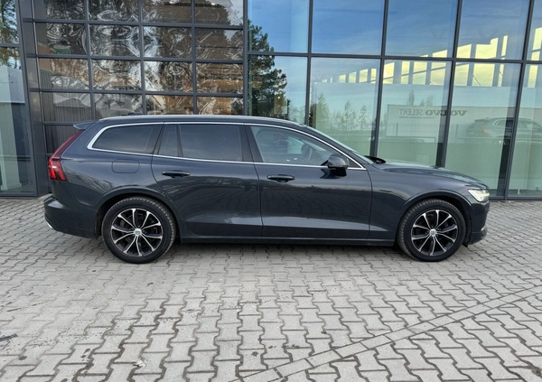 Volvo V60 cena 120000 przebieg: 101301, rok produkcji 2018 z Pełczyce małe 352